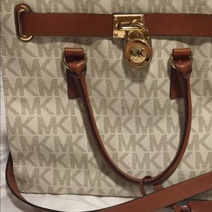 Michael Kors Hamilton
